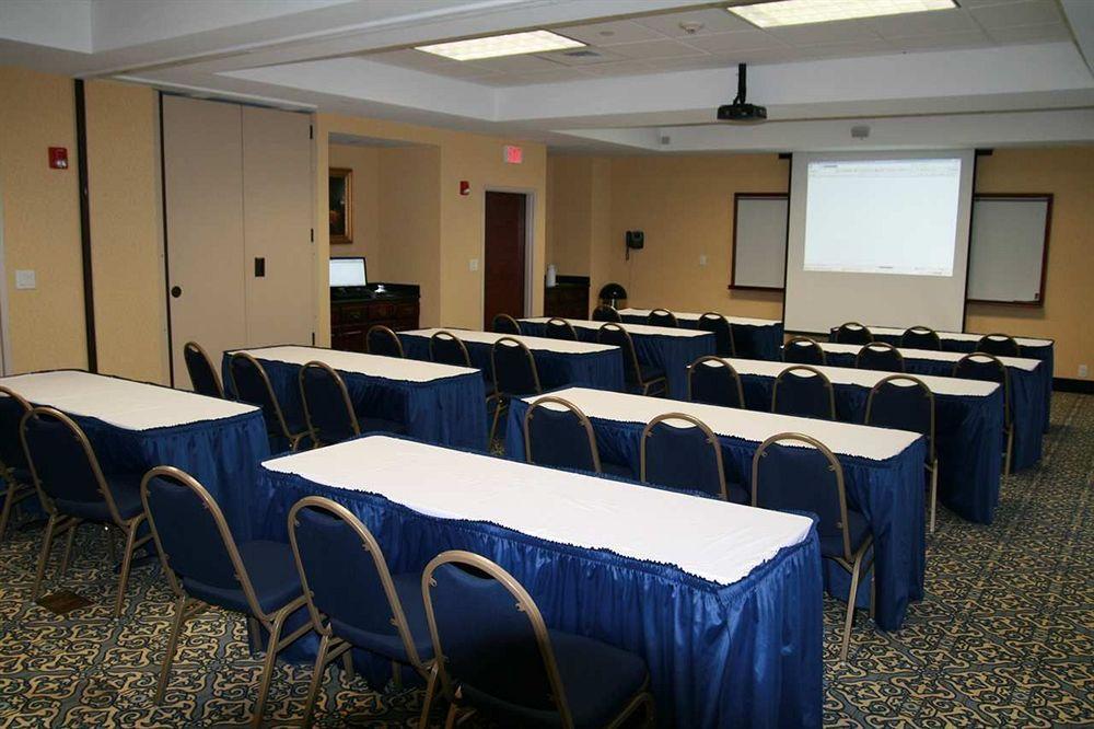 Hampton Inn Mount Airy Facilities photo